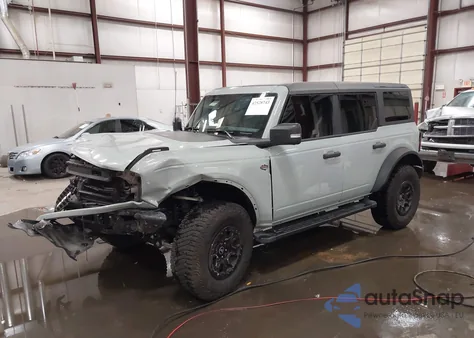 2024 Ford Bronco Wildtrak z USA, uszkodzony, nr VIN 1FMEE2BP2RLA23042